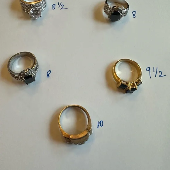 SET OF RINGS - Picture 3 of 4